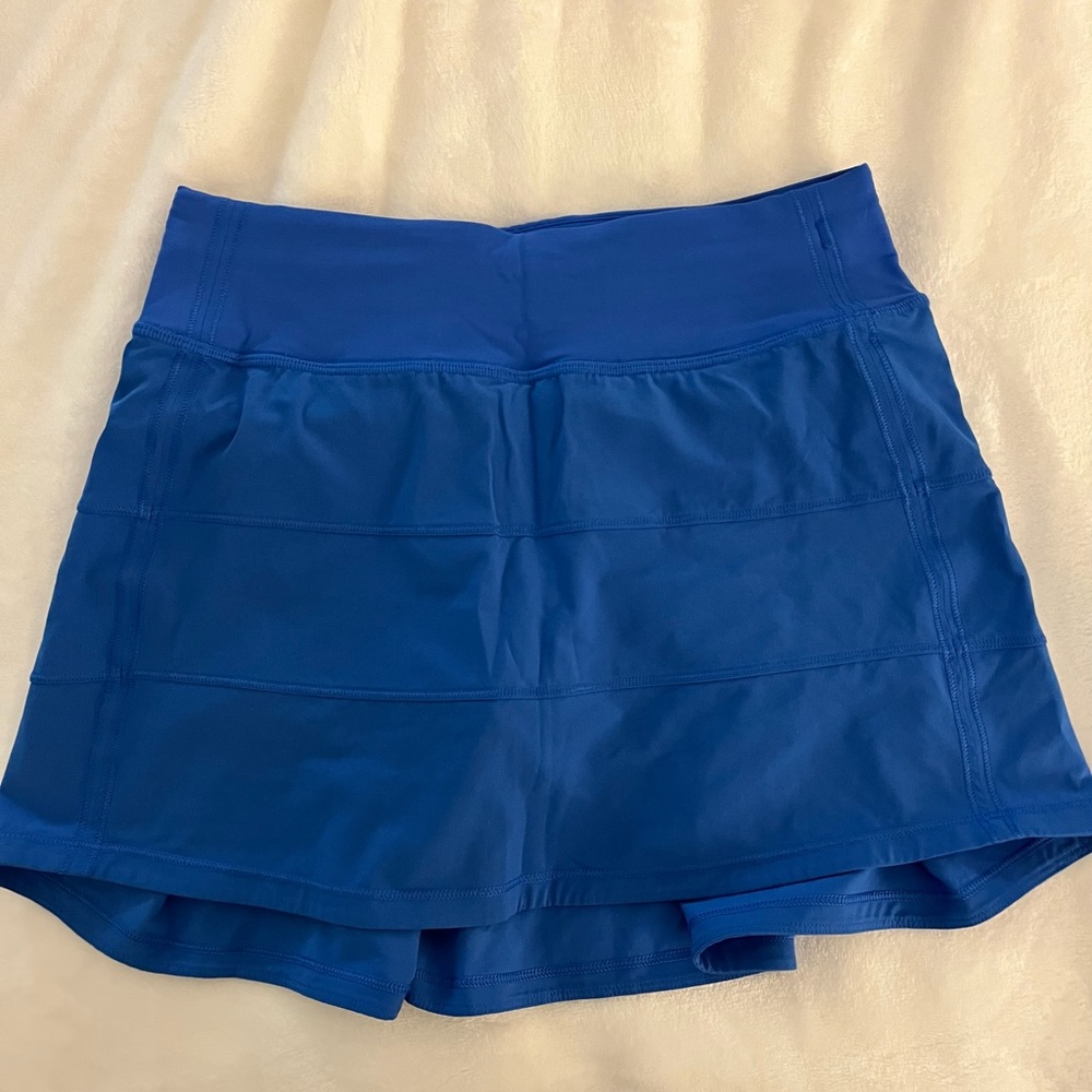 EUC Lululemon Pace Rival Skirt Size 2